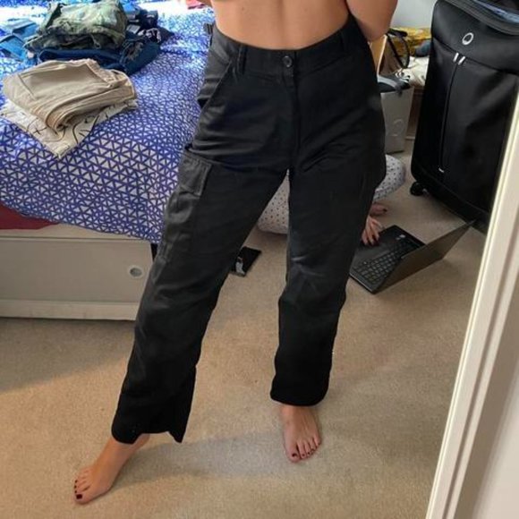 Brandy Melville Pants & Jumpsuits Brandy Melville Piper Cargo Pants